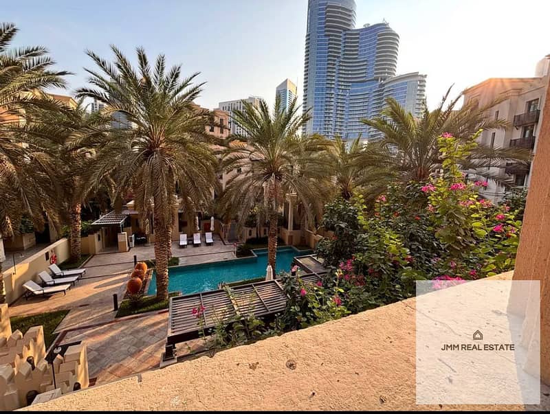 BOULEVARD VIEW | SPACIOUS | VACANT