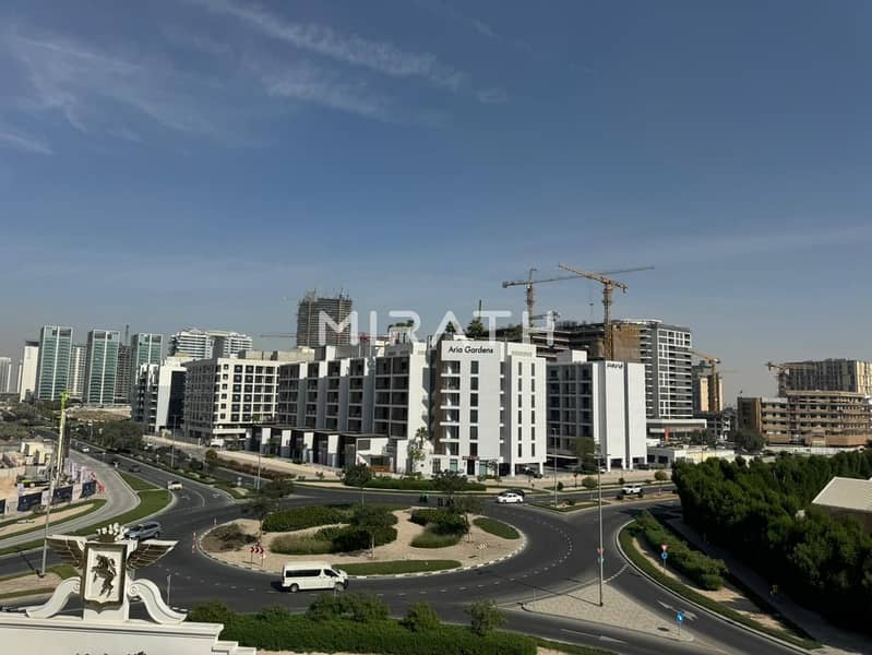 Luxury 3BR | Fully Furnished | Miracle Garden View - Image 25