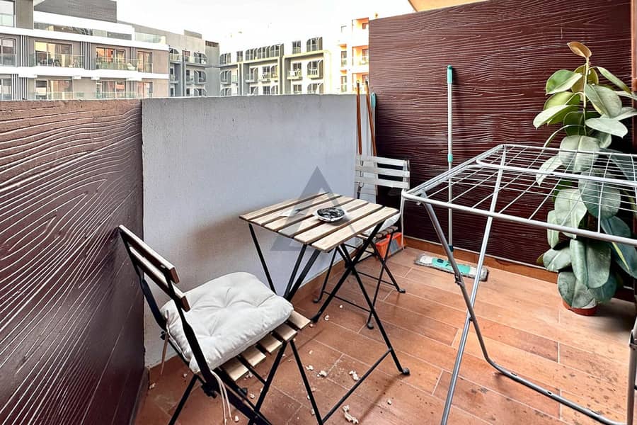 Bright Studio | Pool View | Spacious & Ready to Move - Image 11