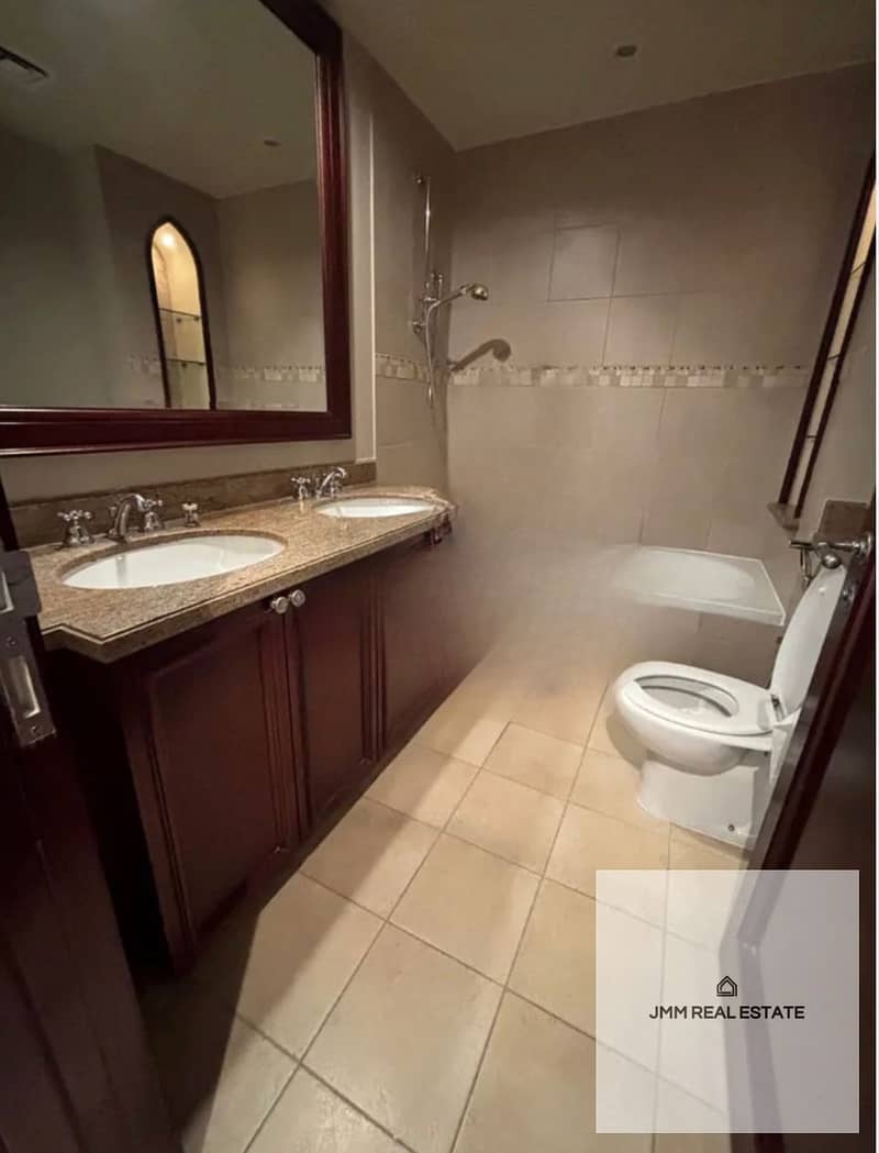 BOULEVARD VIEW | SPACIOUS | VACANT - Image 6