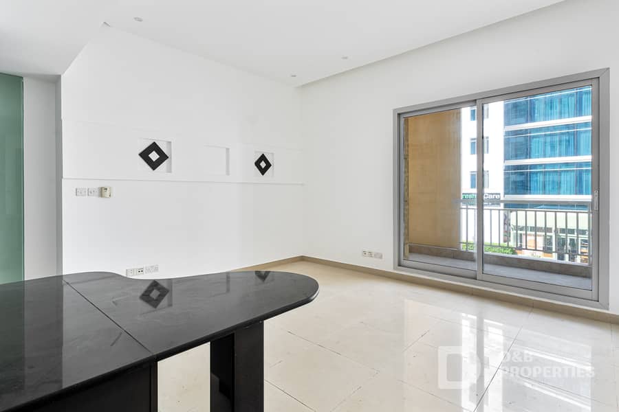 Ideal Location | Quiet Building | Low Floor