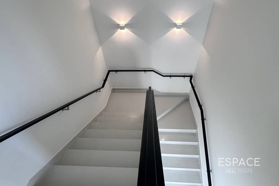 4BR Corner | Large Plot | Emaar South