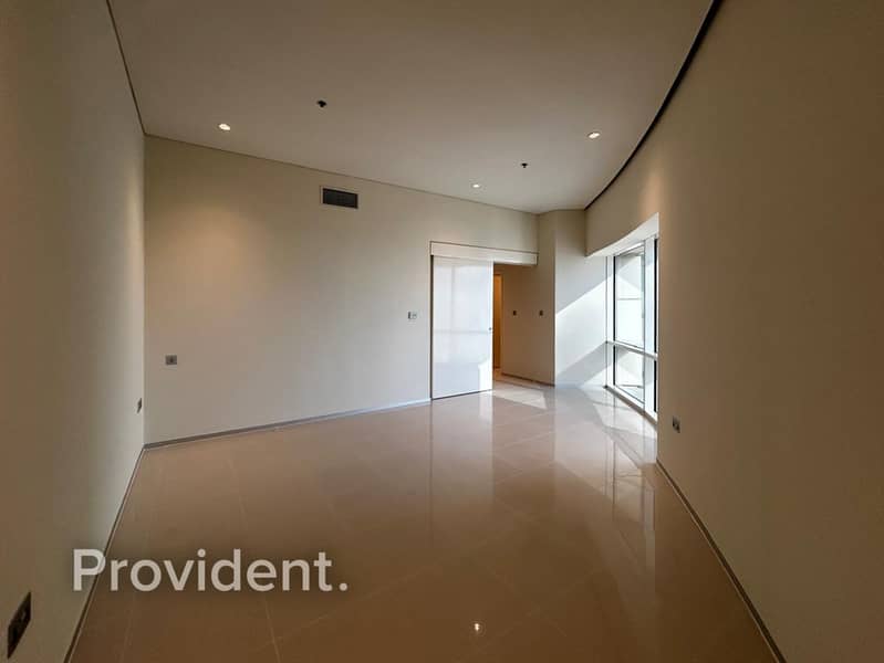 Unfurnished | Ready to move in | Prime Location