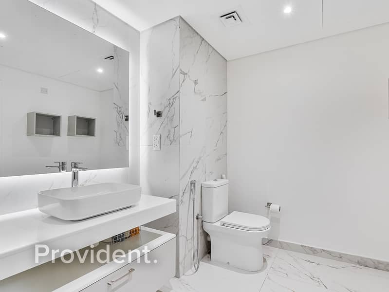 Vacant soon | Low floor | Upgraded - Image 8