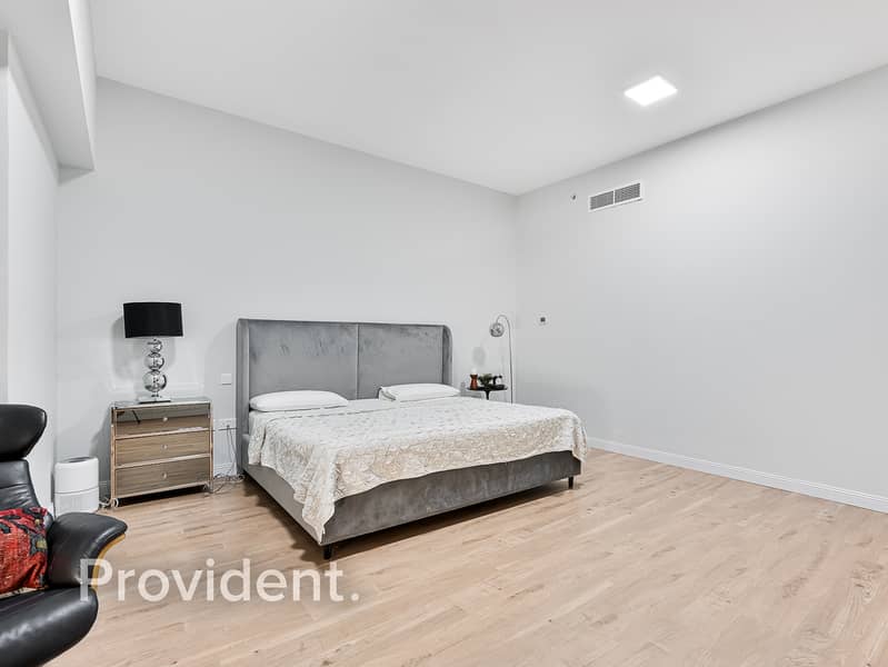 Vacant soon | Low floor | Upgraded - Image 13