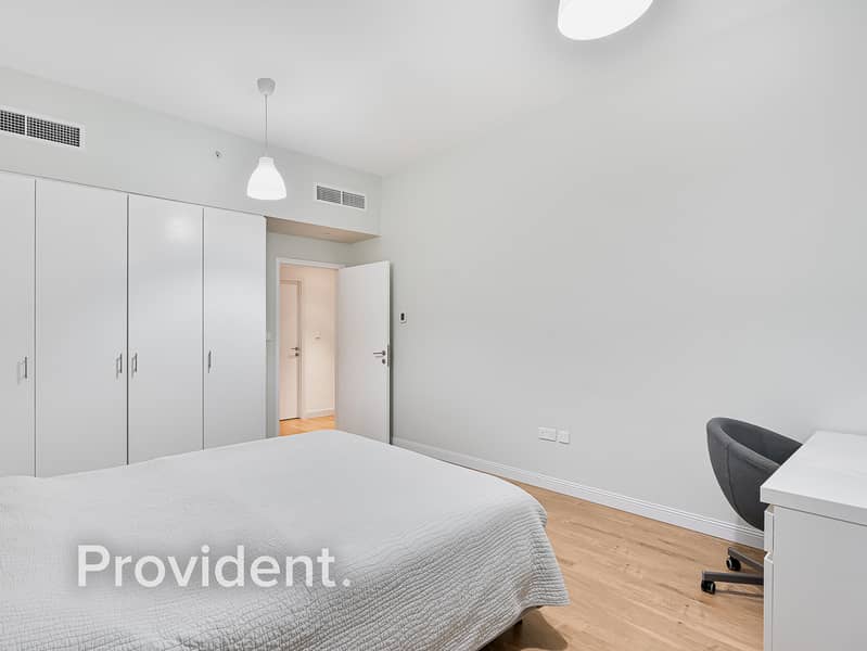 Vacant soon | Low floor | Upgraded - Image 28