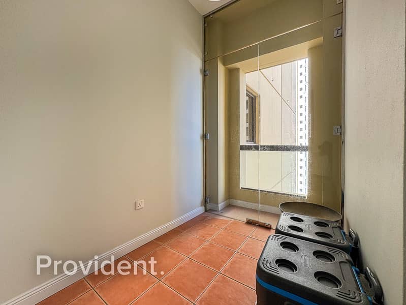 Vacant soon | Low floor | Upgraded - Image 30