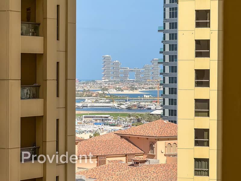 Vacant soon | Low floor | Upgraded - Image 31