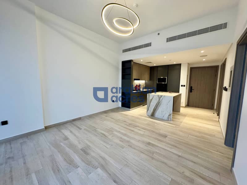 Brand new | Ready to Move | Prime Location