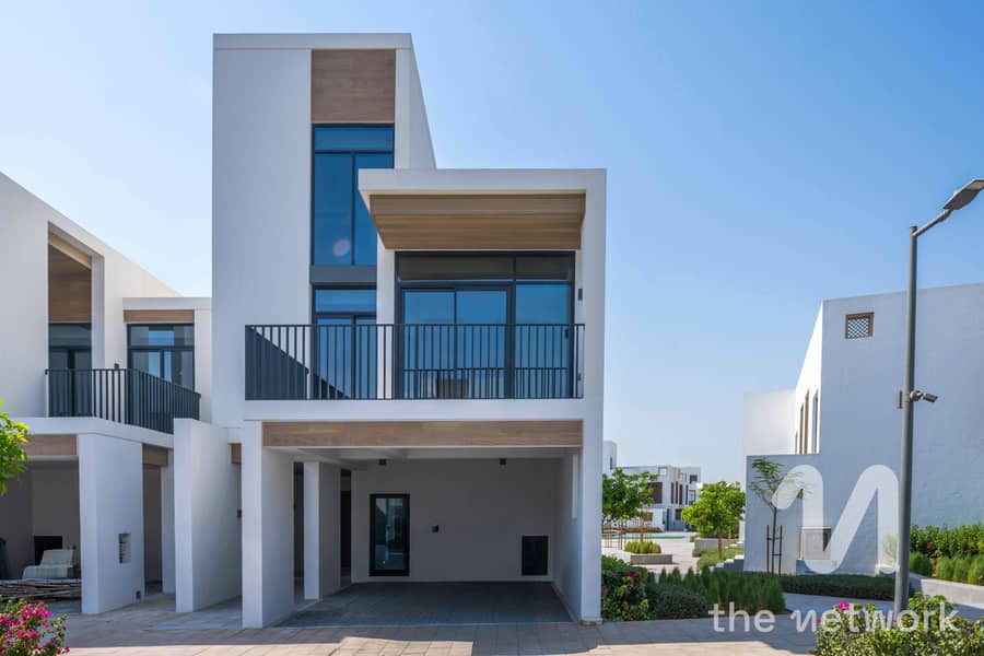 Corner Unit | Keys in Hand | Great Location