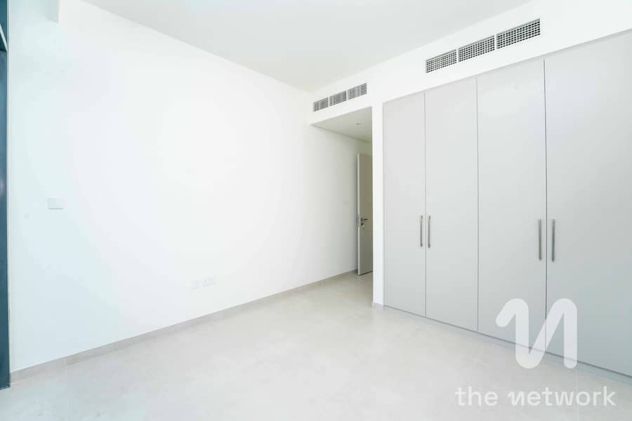 Corner Unit | Keys in Hand | Great Location - Image 11