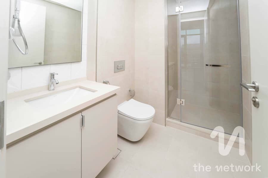 Corner Unit | Keys in Hand | Great Location - Image 13