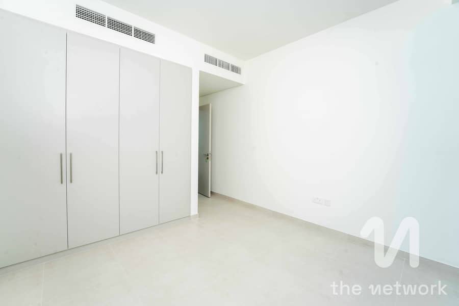 Corner Unit | Keys in Hand | Great Location - Image 18