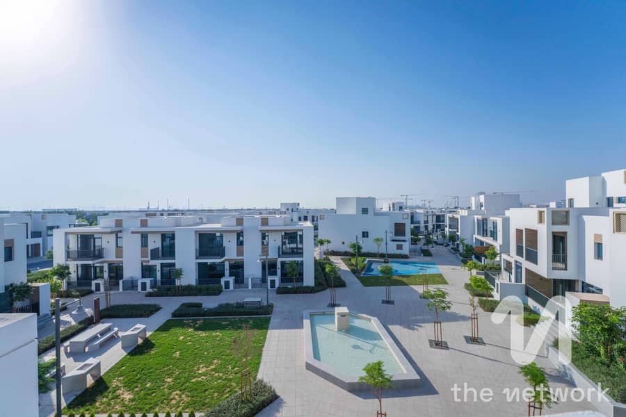 Corner Unit | Keys in Hand | Great Location - Image 25