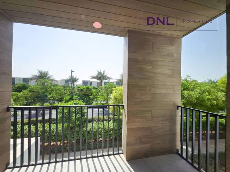 SINGLE ROW l ACROSS PARK l BRAND NEW - Image 17