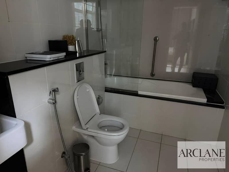 Prime Location | Fully Furnished 2 Bed| Vacant| - Image 8