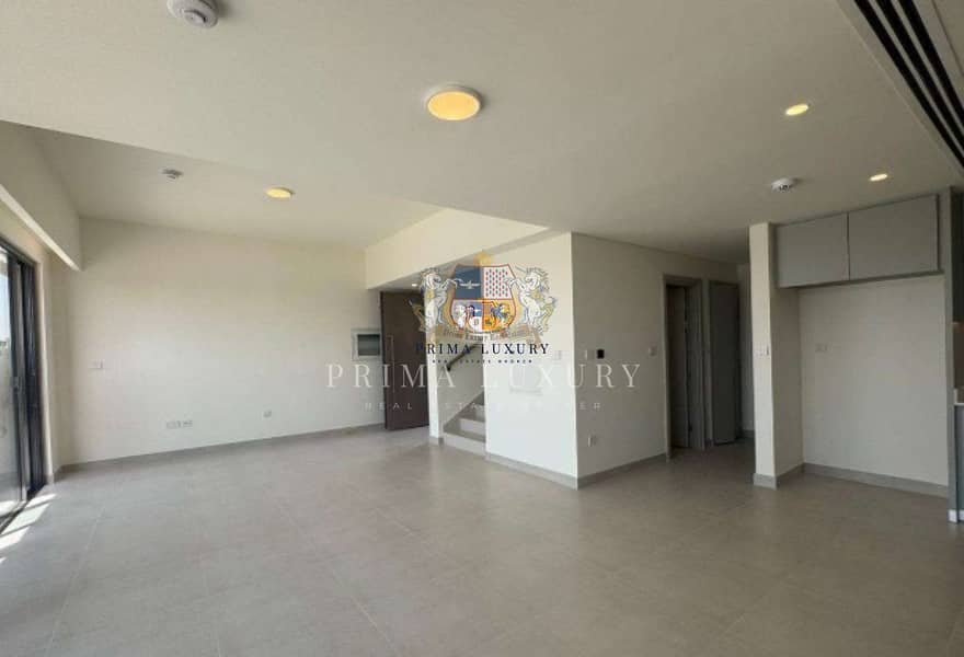 3BR + Maid's | Townhouse | Vacant - Image 6