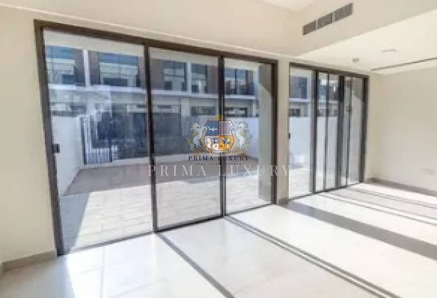 3BR + Maid's | Townhouse | Vacant - Image 8