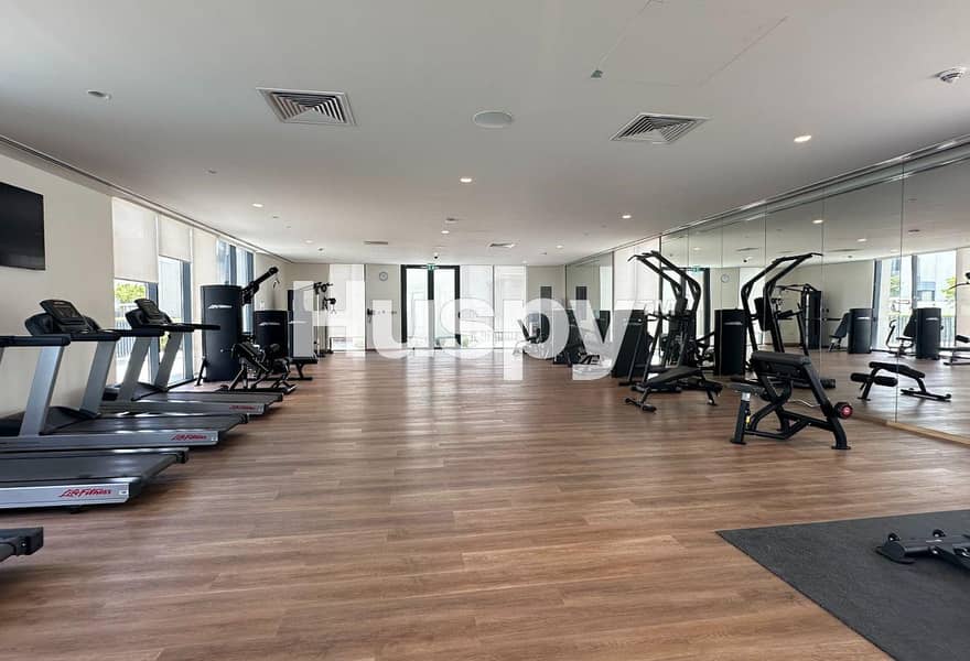 Near Golden Beach | Green View | Single Row - Image 9