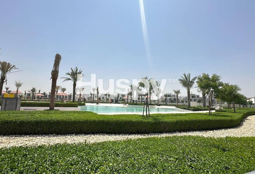 Near Golden Beach | Green View | Single Row - Image 11