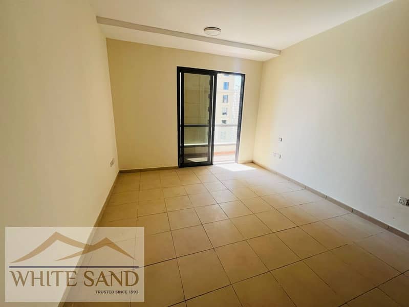 READY TO MOVE IN -FULL MARINA VIEW -READY TO MOVE IN -3B/R - Image 9