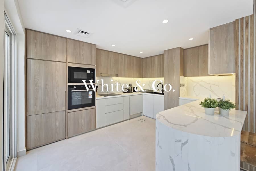 FULLY UPGRADED | PRIVATE POOL | VACANT - Image 9