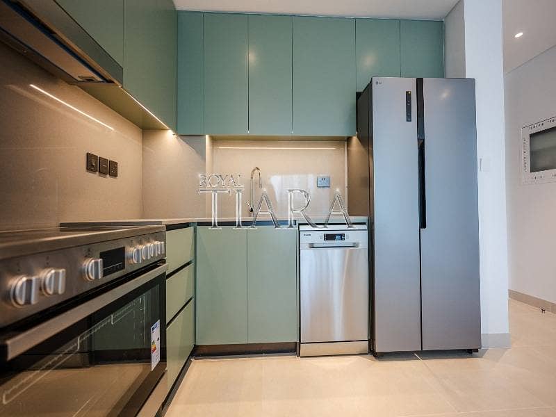 Furnished Brand New Unit |Vacant | Prime Location - Image 7