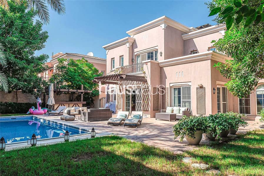 Exclusive | Vastu | Large Internal Plot