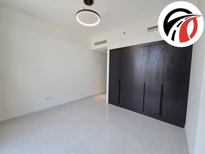 Brand New Apartment | High Floor | Prime Location - Image 7