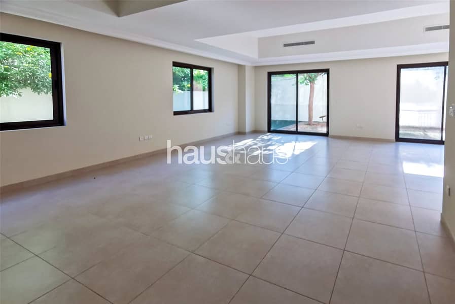 Available | End unit | Opposite Park | White Wood