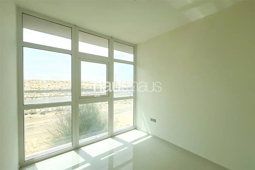 Single Row | Great Location | Well Maintained - Image 12