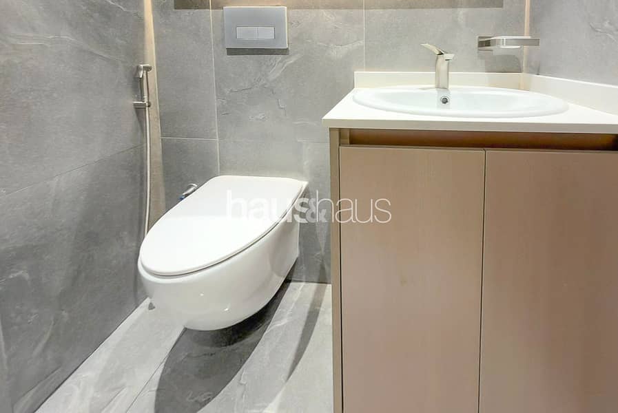 HIGH FLOOR | AMAZING VIEWS | PRICE DROP - Image 11