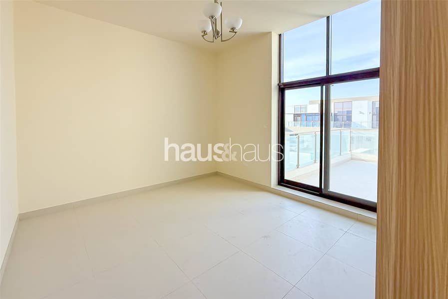 Single Row | Vacant On Transfer | Prime Location - Image 10