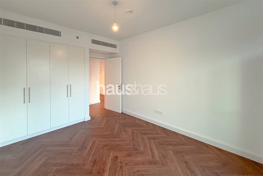 Upgraded | Park and Pool View | Spacious - Image 15