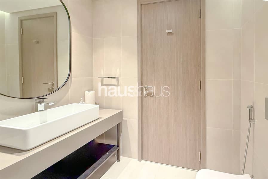 Upgraded | Park and Pool View | Spacious - Image 17