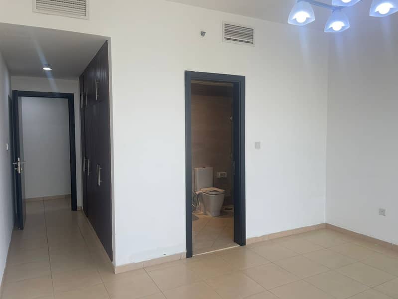 2BHK Chiller free Very Specious Good View - Image 12