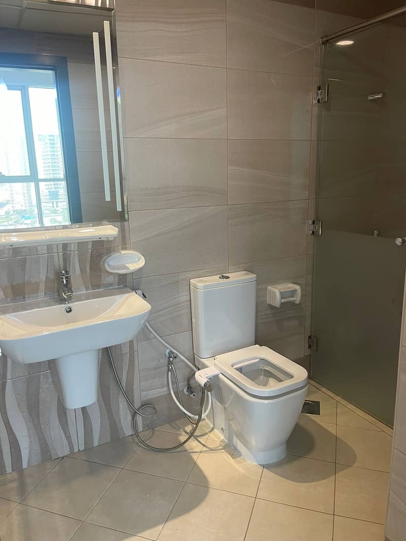 2BHK Chiller free Very Specious Good View - Image 13