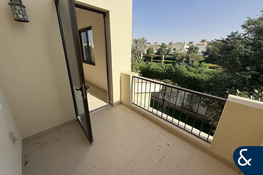 Vacant | Spacious | Landscaped l 4 Beds - Image 14