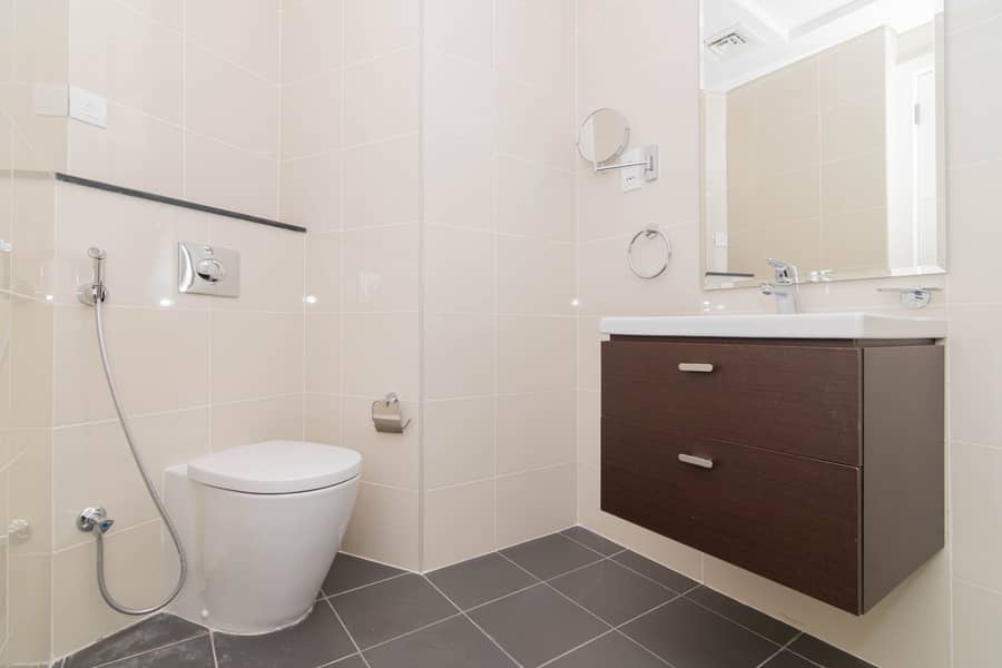 Investor deal | Furnished | Ready to transfer | Rented - Image 9