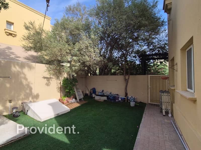 Corner Unit | Private Pool | Lake View - Image 12