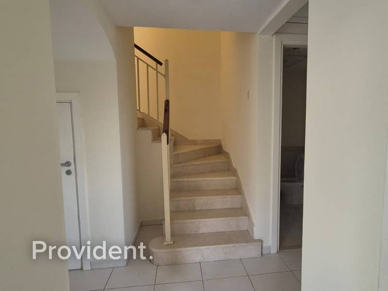 Immaculate Condition | Middle Unit | Close to Park - Image 18