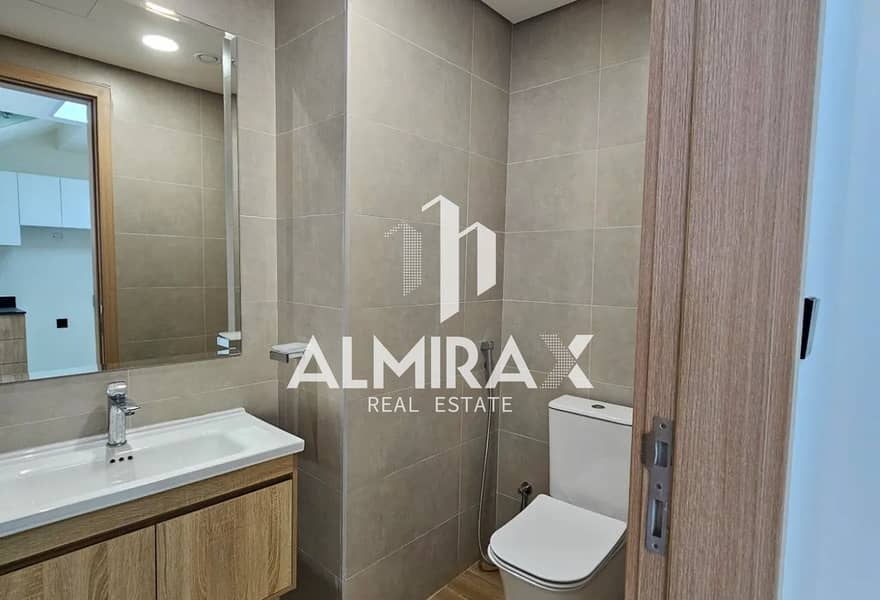 Newly Built Villa | Good Condition | Rented - Image 15