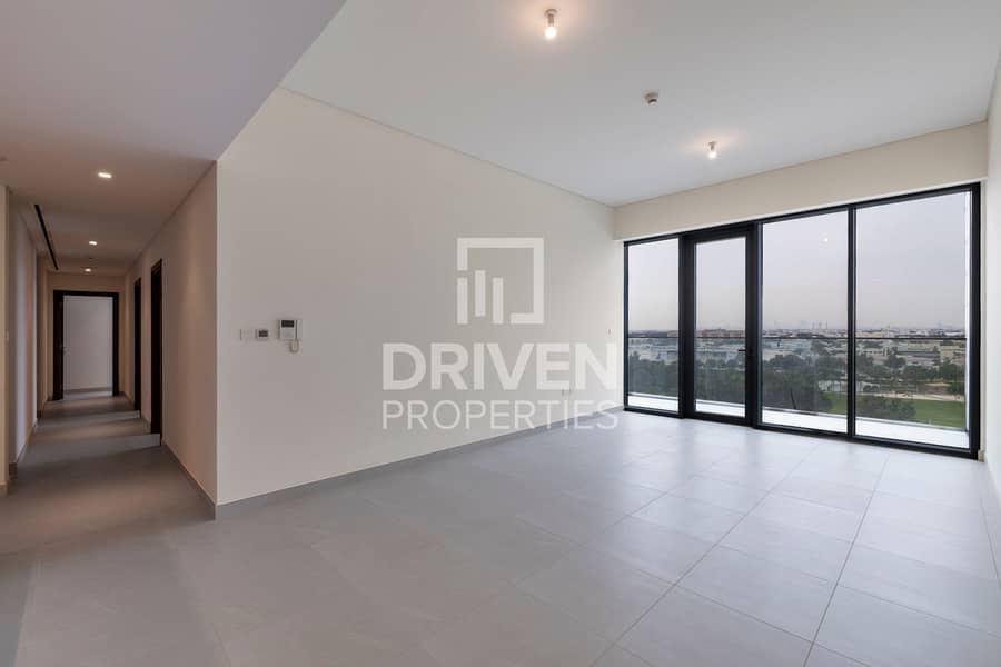 High Floor | Panoramic Park and Sea Views | Bright