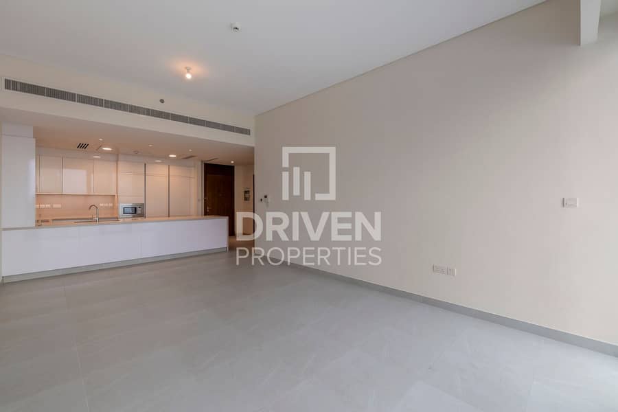 High Floor | Panoramic Park and Sea Views | Bright