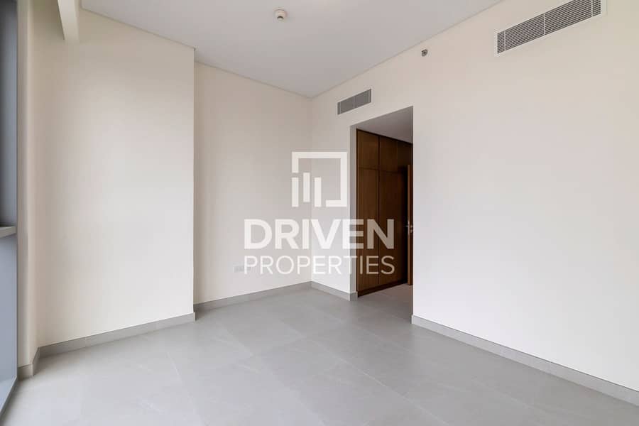 High Floor | Panoramic Park and Sea Views | Bright - Image 10