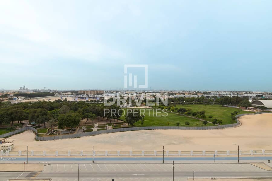 High Floor | Panoramic Park and Sea Views | Bright - Image 18