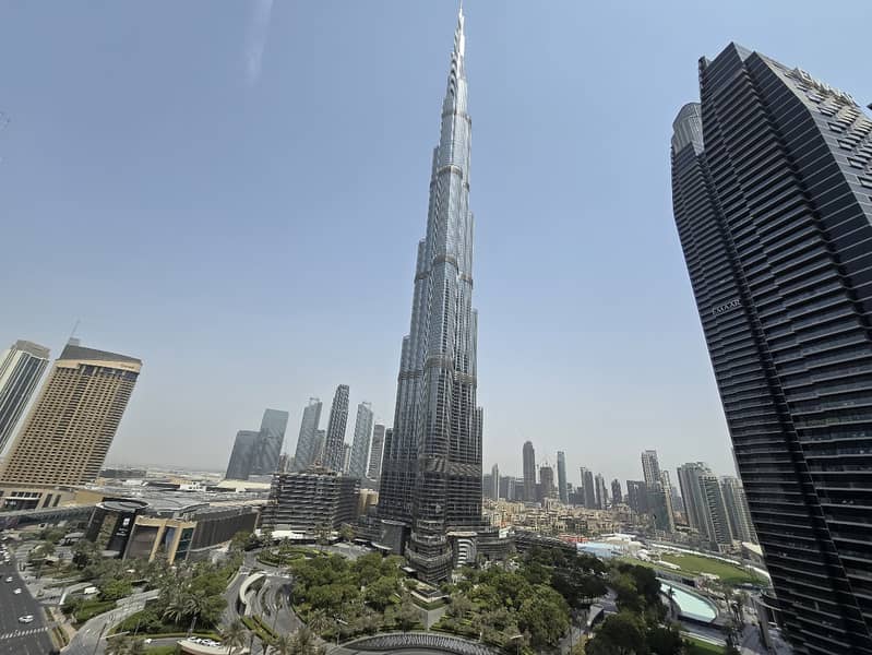 Stunning 3 Bed + Maid | Downtown | Burj Khalifa View