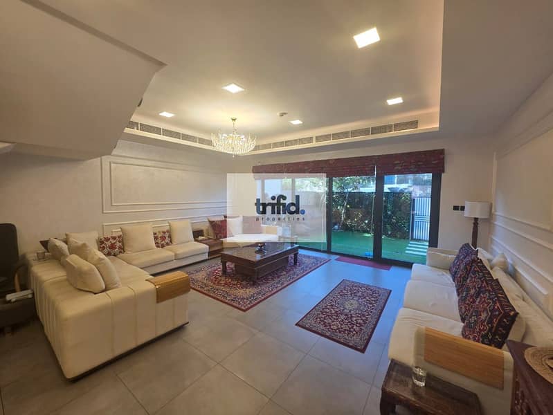 FULLY RENOVATED | PRIVATE LIFT | PRIME LOCATION