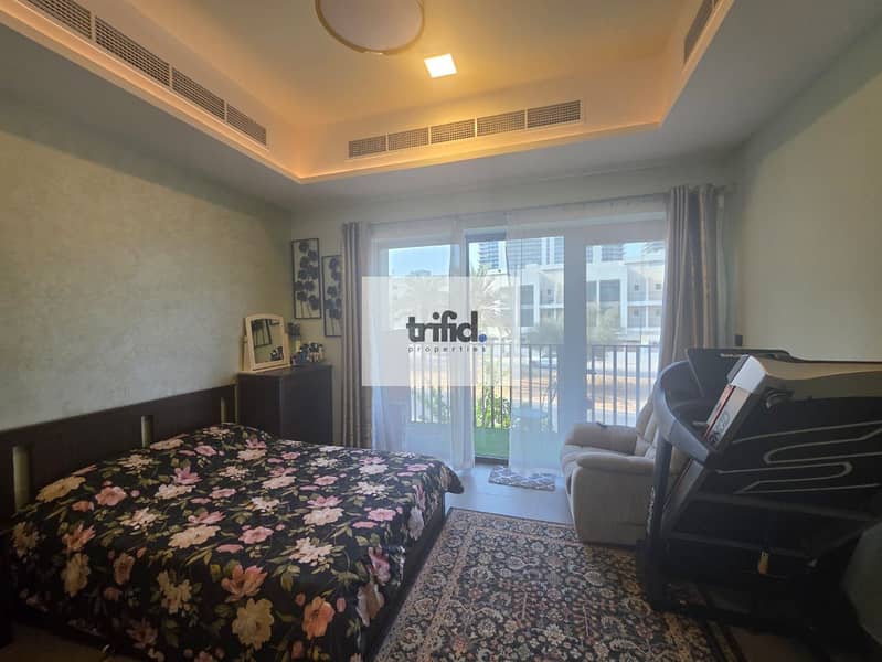 FULLY RENOVATED | PRIVATE LIFT | PRIME LOCATION - Image 9