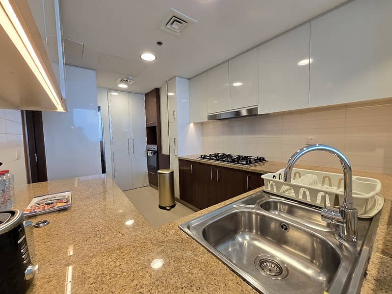 Stunning 3 Bed + Maid | Downtown | Burj Khalifa View - Image 12